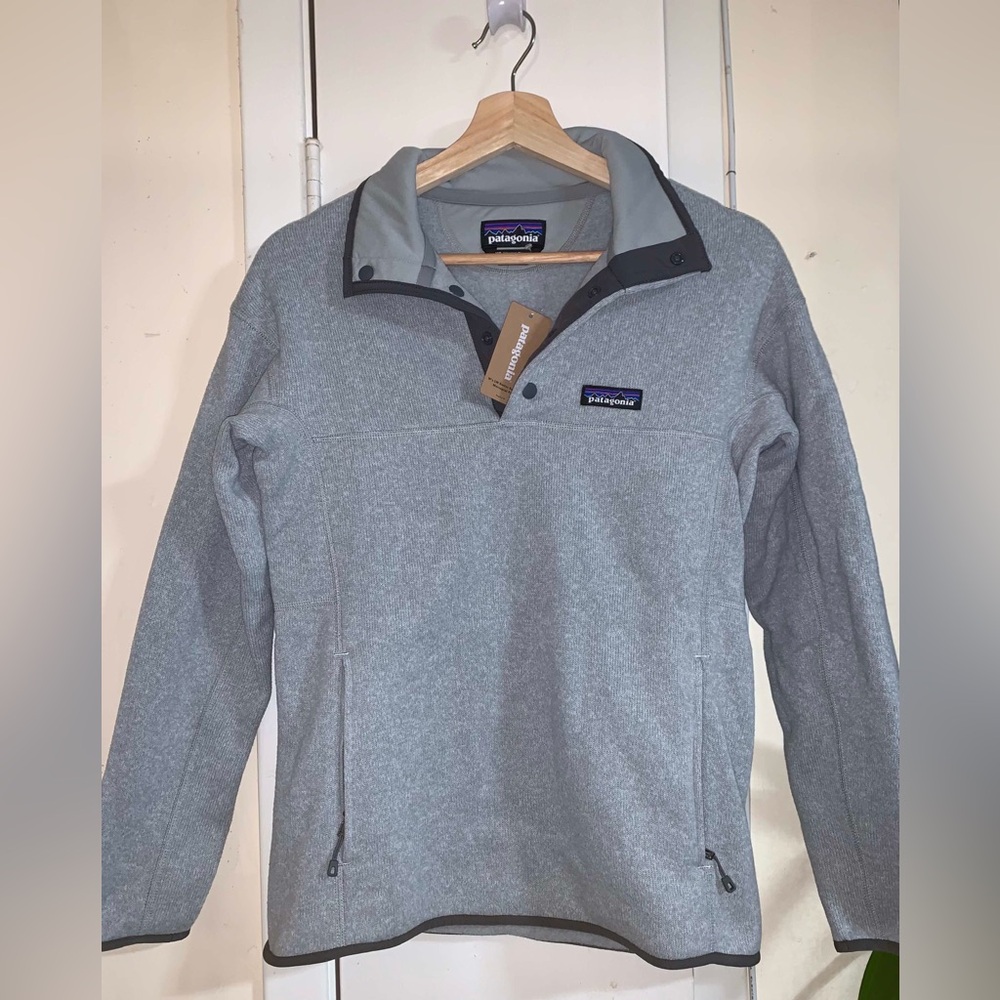 Brand New Women’s Patagonia Grey Better Sweater Marsupial Pullover - Size XS